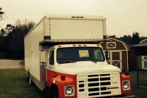 UHAUL 24 FOOT INTERNATIONAL DIESEL S SERIES 1654L