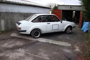  FORD ESCORT RS 2000 RALLY CAR 