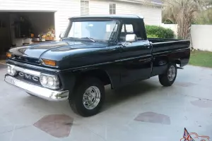 1965 GMC Truck short bed