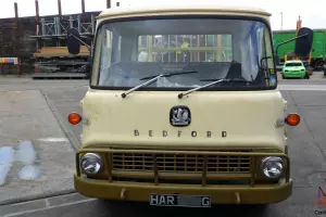  Bedford Tk 5 1/2 ton dropside 6 CYL Petrol 