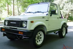 1987 SUZUKI SAMURAI ONLY 64K ORIGINAL MILES 4WD 5 SPEED ALL STOCK AND ORIGINAL!