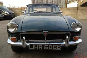  1964 MGB ROADSTER pull handle 99p start 