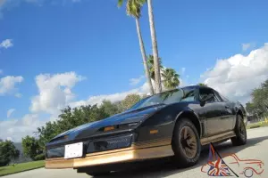PRISTINE 1984 PONTIAC TRANS- AM 5.0. H.O. 14K ORIGINAL  MILES  COLLECTOR QUALITY