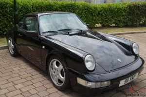  Porsche 911 Carrera 4 Coupe 
