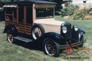 1932 Dodge Woody Photo