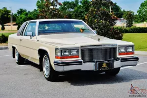 Mint just 55,518 miles 80 Cadillac Coupe Deville last of the good engine 368 v-8