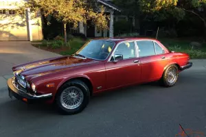 Jaguar : XJ6 Vanden Plas