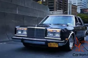 Chrysler : Other Base Sedan 4-Door