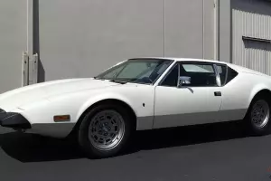 1972 DeTomaso Pantera Late Model