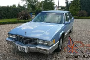 1991 Cadillac Fleetwood Photo