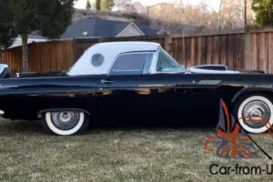 1956 Ford Thunderbird