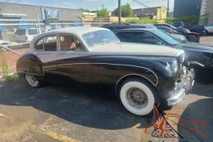 1958 Jaguar MK VIII Saloon