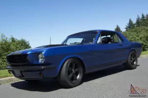 1966 Ford Mustang Coupe Restomod EFI 5.0