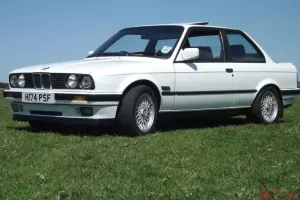  1990 BMW 318is ALPINE WHITE,LOW MILEAGE 64K MEGA SERVICE HISTORY,LEATHER,LSD BBS 
