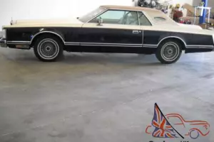 1979 Lincoln Continental Photo