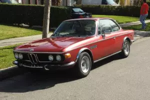 1975 bmw 3.0cs euro model, beautiful condition,rust free,new interior,5 speed !!