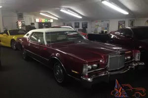 Lincoln : Continental MARK IV Photo