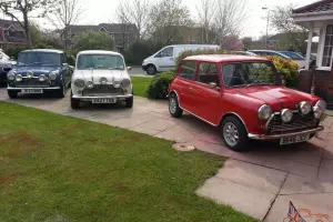 3 x Classic Mini (Red + White + Blue) Italian Job - Fun or Business or Collector