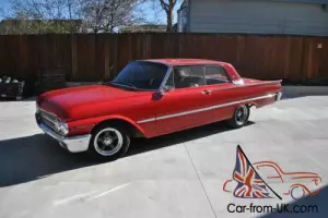 1961 Ford Galaxie Crown Victoria