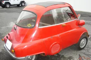 Rare 1958 BMW Isetta 250cc.  Built at Munich factory.  Right hand drive.