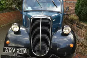  Fordson VAN E83W THAMES VAN Classic VAN 1953 