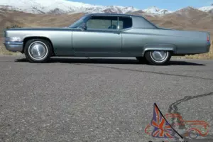 1970 Cadillac DeVille Photo