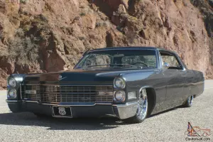 1966 Cadillac Deville Bagged Slammed 22" Rims Stereo system 472 engine NICE RIDE