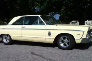 1966 PLYMOUTH FURY III  FURY 3  FURY iii   2 DOOR    383  1- 2BBL 8 Cyl B ENGINE