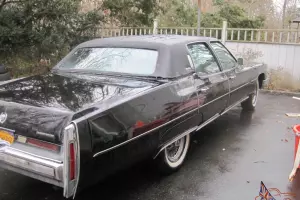 1976 FLEETWOOD TALISMAN !!! triple black, 500 cu in carb engine,rebuilt tranny