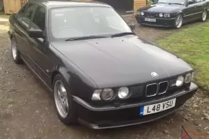  BMW M5 E34 Black 