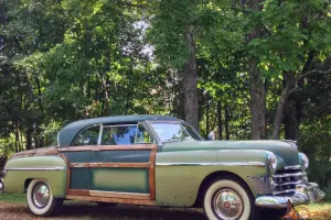Chrysler : Town & Country Newport