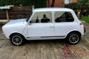 1976 Mini Clubman 1275 GT, glacier white, excellent condition throughout Photo