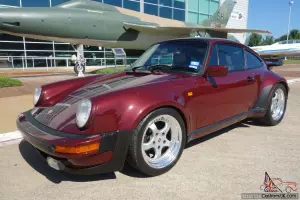 Porsche : 930 Turbo