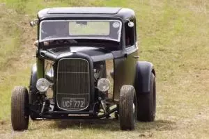 Hot Rod Ford Model B V8 deuce coupe