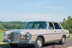1972 Mercedes-Benz 200-Series 280SEL 4.5
