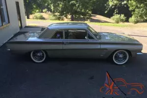 1962 Pontiac Tempest LeMans Photo