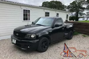 2000 Ford F150 lightning supercharged pickup,hotrod, v8 supercharged