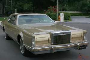 Lincoln : Mark Series DIAMOND JUBILEE - 22K MILES Photo