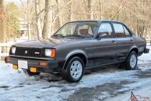 1982 ISUZU I-MARK --- 5 Speed Manual --- One Owner