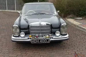  Mercedes 280 SE 