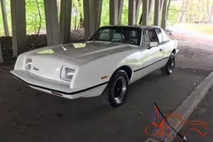 1984 Studebaker avanti