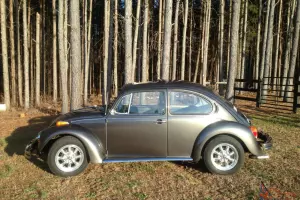 Volkswagen bug 1977 beetle charcoal grey standard sun roof 1600 cc dual port