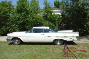 1959 Pontiac Bonneville Photo