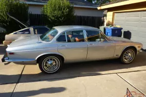 XJ6 1974 ONE OWNER CALIF CAR