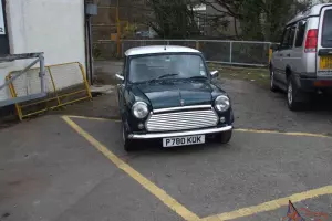  classic mini British racing green 