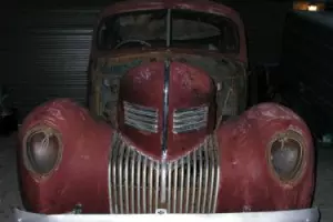 1939 Chrysler Royal C22 Project Car, 383 B Block Chrysler and 727 Torqueflite