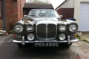 Daimler 420 Sovereign