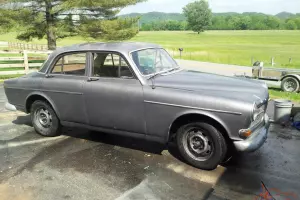 Good project car 1966 Volvo sedan