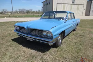Pontiac : Catalina Sedan