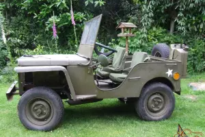 Half scale US Willys Jeep - Petrol engined mini Jeep in good working condition